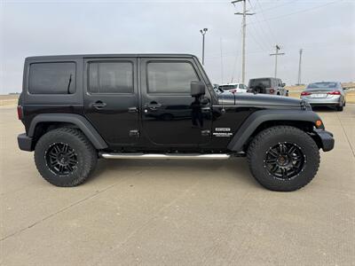 2012 Jeep Wrangler Unlimited Sport  4x4 - Photo 3 - Lone Tree, IA 52755