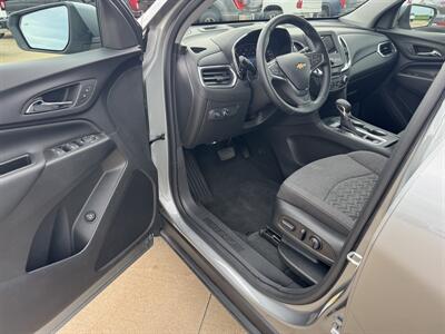 2023 Chevrolet Equinox LT   - Photo 9 - Lone Tree, IA 52755