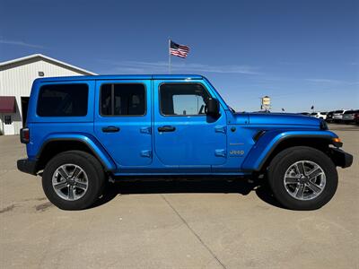 2023 Jeep Wrangler Sahara  Unlimited 4x4 - Photo 3 - Lone Tree, IA 52755