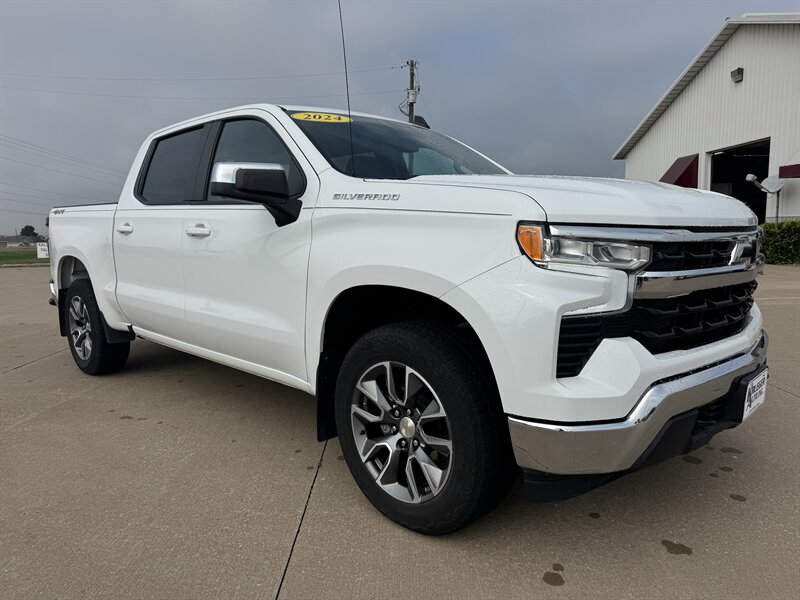 2024 Chevrolet Silverado 1500 LT