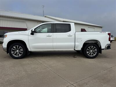 2024 Chevrolet Silverado 1500 LT Crew Cab 4x4 - Photo 5 - Lone Tree, IA 52755