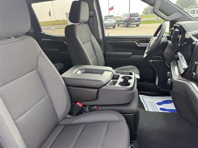 2024 Chevrolet Silverado 1500 LT Crew Cab 4x4 - Photo 16 - Lone Tree, IA 52755