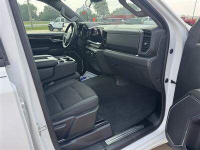 2024 Chevrolet Silverado 1500 LT Crew Cab 4x4 - Photo 14 - Lone Tree, IA 52755