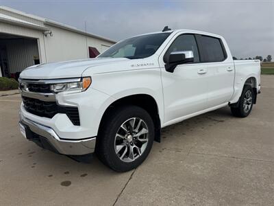 2024 Chevrolet Silverado 1500 LT Crew Cab 4x4 - Photo 2 - Lone Tree, IA 52755