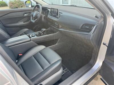 2023 Nissan Rogue SV  AWD  "Premium Package " - Photo 14 - Lone Tree, IA 52755