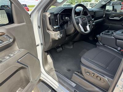 2024 GMC Sierra 1500 Elevation  Crew Cab 4x4 - Photo 10 - Lone Tree, IA 52755