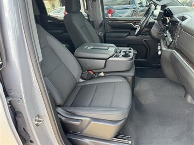 2024 GMC Sierra 1500 Elevation  Crew Cab 4x4 - Photo 16 - Lone Tree, IA 52755
