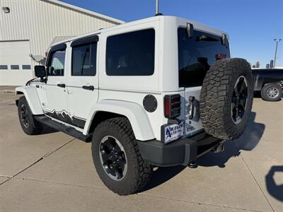 2014 Jeep Wrangler Unlimited Sahara Polar Edition 4x4 - Photo 6 - Lone Tree, IA 52755