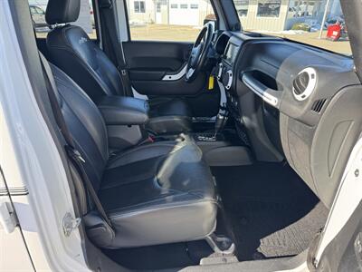 2014 Jeep Wrangler Unlimited Sahara Polar Edition 4x4 - Photo 13 - Lone Tree, IA 52755