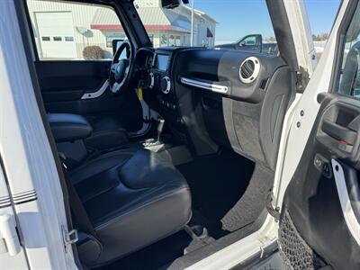 2014 Jeep Wrangler Unlimited Sahara Polar Edition 4x4 - Photo 14 - Lone Tree, IA 52755