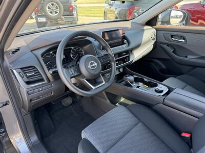 2023 Nissan Rogue SV  AWD - Photo 10 - Lone Tree, IA 52755