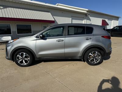 2020 Kia Sportage LX   - Photo 3 - Lone Tree, IA 52755