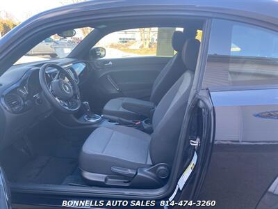 2018 Volkswagen Beetle 2.0T S   - Photo 8 - Fairview, PA 16415