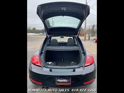 2018 Volkswagen Beetle 2.0T S   - Photo 15 - Fairview, PA 16415