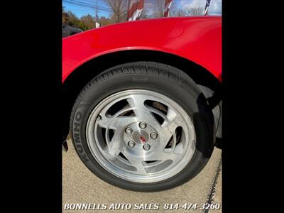 1990 Chevrolet Corvette   - Photo 16 - Fairview, PA 16415