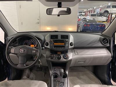 2010 Toyota RAV4   - Photo 11 - Mesa, AZ 85201