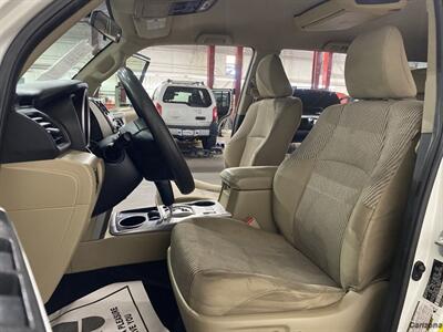 2013 Toyota 4Runner SR5   - Photo 9 - Mesa, AZ 85201