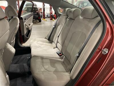 2015 Hyundai SONATA SE   - Photo 10 - Mesa, AZ 85201