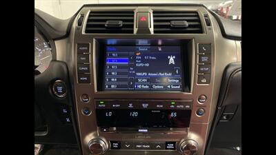 2021 Lexus GX 460 Luxury   - Photo 18 - Mesa, AZ 85201
