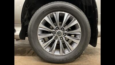 2021 Lexus GX 460 Luxury   - Photo 23 - Mesa, AZ 85201