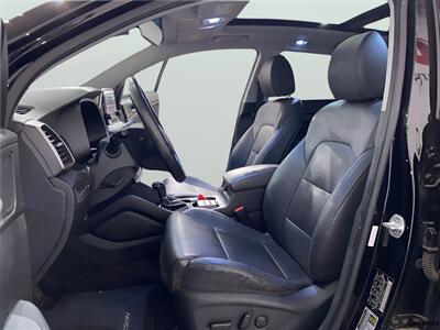 2019 Hyundai TUCSON Ultimate   - Photo 10 - Mesa, AZ 85201