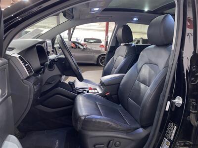 2019 Hyundai TUCSON Ultimate   - Photo 10 - Mesa, AZ 85201