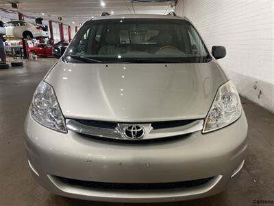 2010 Toyota Sienna Limited   - Photo 8 - Mesa, AZ 85201