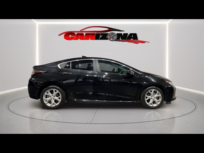 2017 Chevrolet Volt Premier's photo