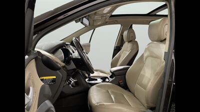 2017 Hyundai SANTA FE Limited Ultimate   - Photo 9 - Mesa, AZ 85201