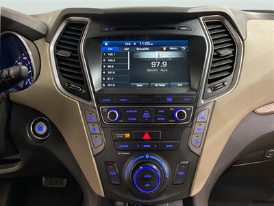 2017 Hyundai SANTA FE SE   - Photo 14 - Mesa, AZ 85201