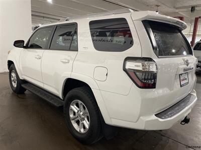 2018 Toyota 4Runner SR5   - Photo 6 - Mesa, AZ 85201