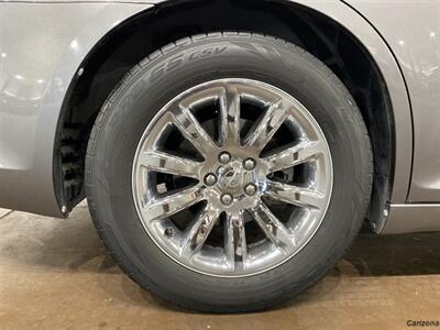 2012 Chrysler 300 Series Limited   - Photo 16 - Mesa, AZ 85201