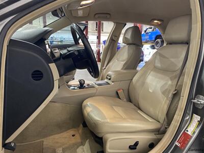 2012 Chrysler 300 Series Limited   - Photo 9 - Mesa, AZ 85201