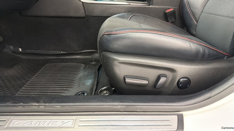 2016 Toyota Camry LE - Photo 20 - Mesa, AZ 85201