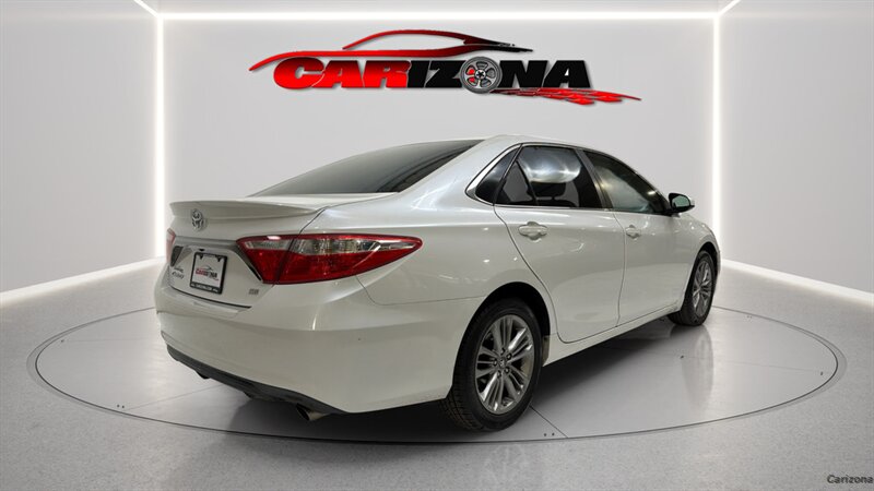 2016 Toyota Camry LE - Photo 10 - Mesa, AZ 85201