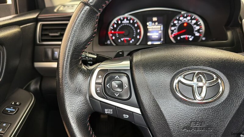 2016 Toyota Camry LE - Photo 27 - Mesa, AZ 85201