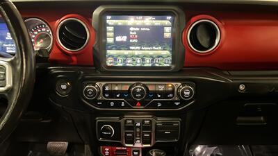 2019 Jeep Wrangler Unlimited Rubicon   - Photo 15 - Mesa, AZ 85201