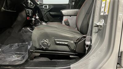 2019 Jeep Wrangler Unlimited Rubicon   - Photo 20 - Mesa, AZ 85201