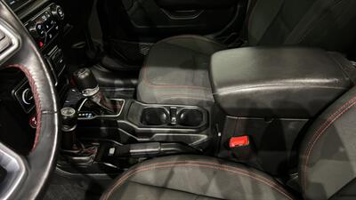 2019 Jeep Wrangler Unlimited Rubicon   - Photo 26 - Mesa, AZ 85201
