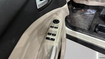 2018 Ford Escape SE   - Photo 19 - Mesa, AZ 85201