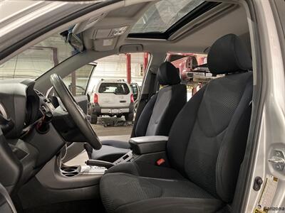 2006 Toyota RAV4 Sport   - Photo 9 - Mesa, AZ 85201