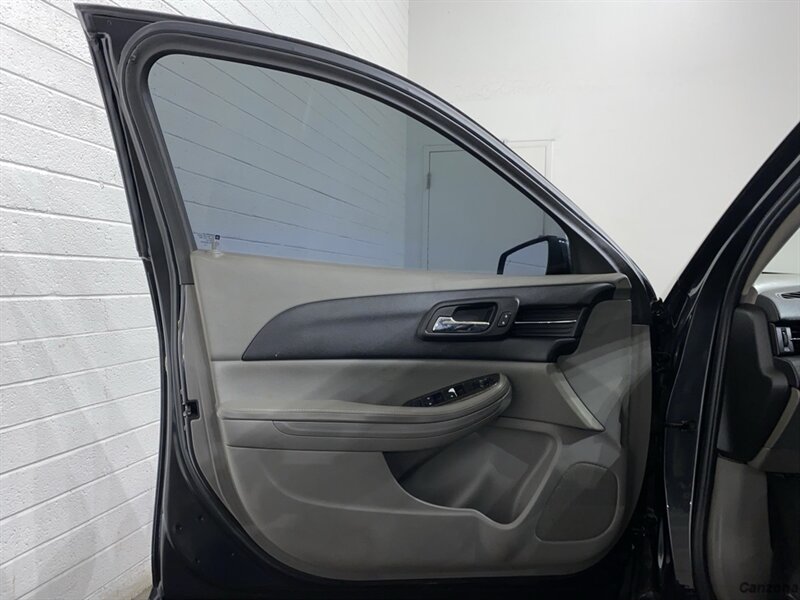 2015 Chevrolet Malibu LT 2LT - Photo 9 - Mesa, AZ 85201