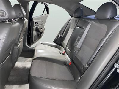 2015 Chevrolet Malibu LT 2LT   - Photo 13 - Mesa, AZ 85201