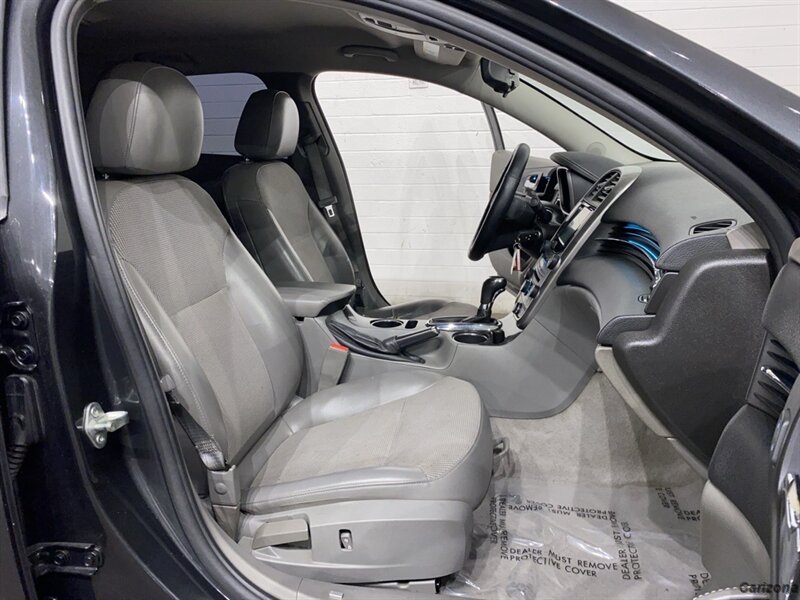 2015 Chevrolet Malibu LT 2LT - Photo 11 - Mesa, AZ 85201