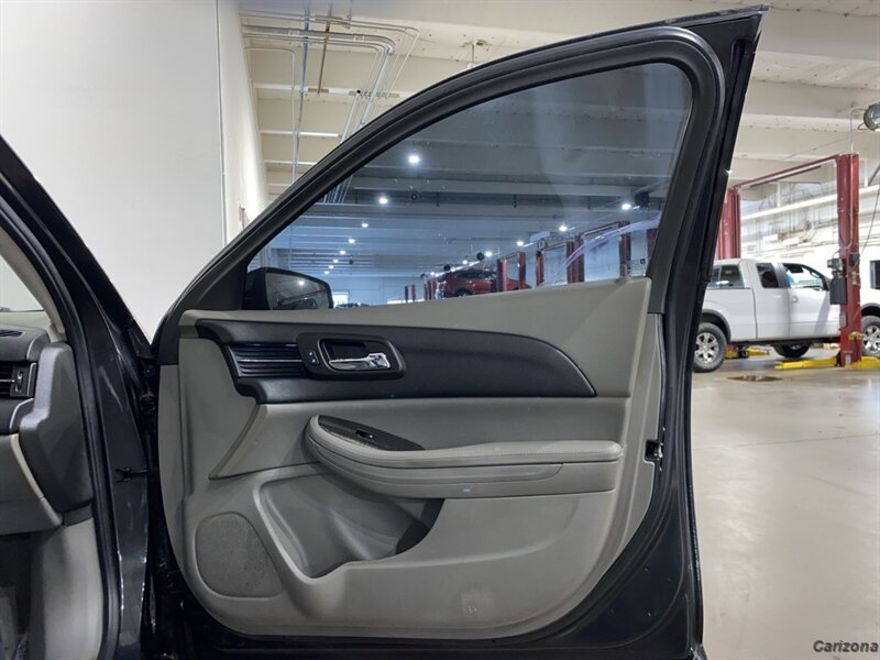 2015 Chevrolet Malibu LT 2LT - Photo 12 - Mesa, AZ 85201