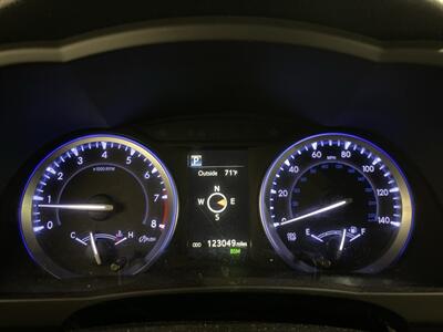 2018 Toyota Highlander XLE   - Photo 16 - Mesa, AZ 85201
