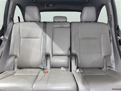 2018 Toyota Highlander XLE   - Photo 13 - Mesa, AZ 85201