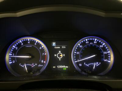 2018 Toyota Highlander XLE   - Photo 16 - Mesa, AZ 85201