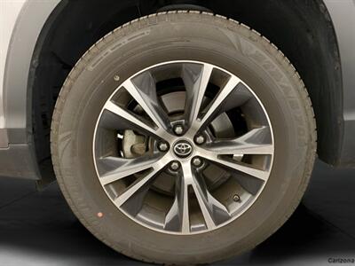 2017 Toyota Highlander LE   - Photo 21 - Mesa, AZ 85201