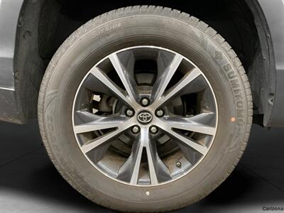 2017 Toyota Highlander LE   - Photo 23 - Mesa, AZ 85201